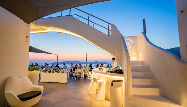 5* Athina Luxury Suites