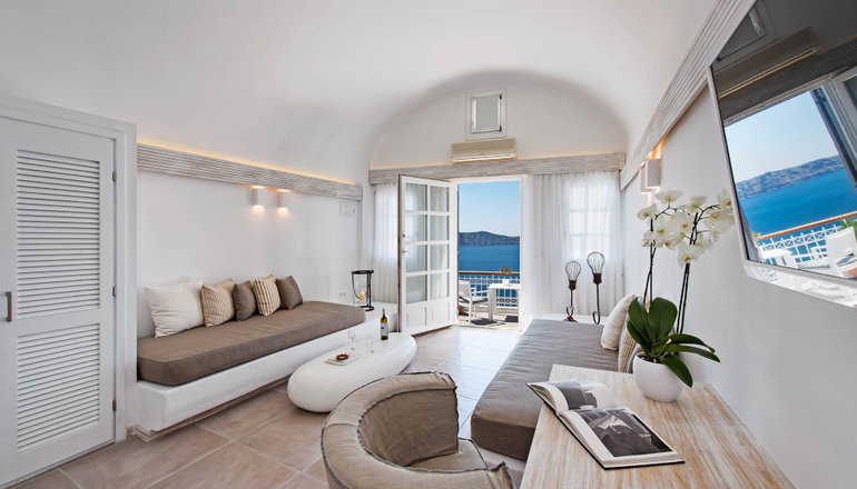 5* Athina Luxury Suites
