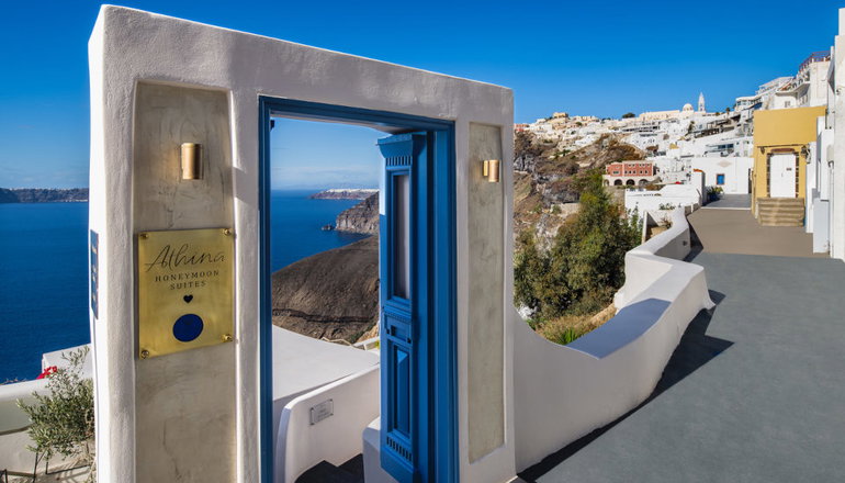 5* Athina Luxury Suites