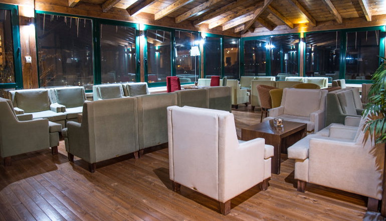 5* Avaris Hotel