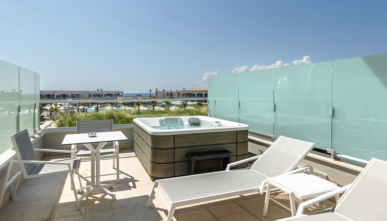 5* Blue Lagoon Queen - Καλύβες Πολυγύρου, Χαλκιδική