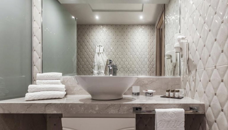 5* Cronwell Resort Sermilia