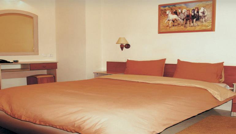 4* Mantas Hotel