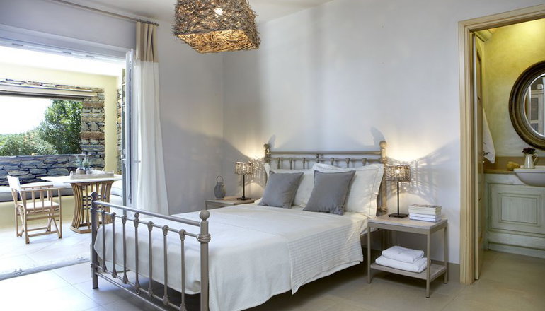 Diles & Rinies Villas