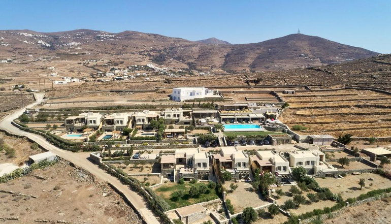 Diles & Rinies Villas