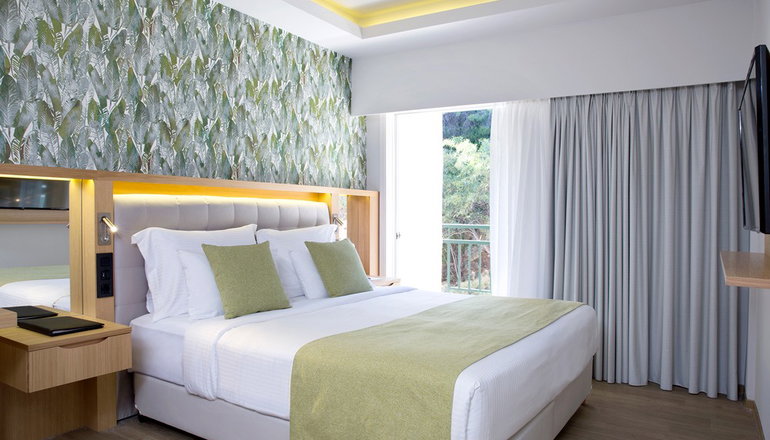 5* Dolce by Wyndham Athens Attica Riviera