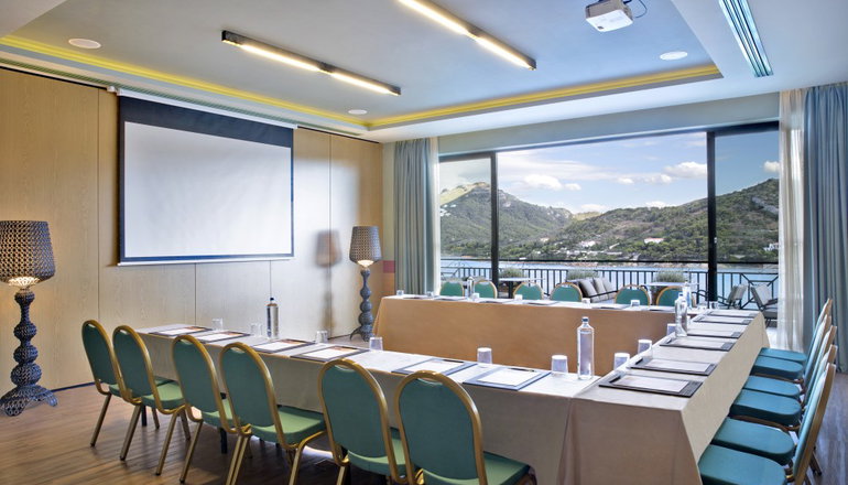 5* Dolce by Wyndham Athens Attica Riviera