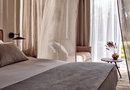 5* Domes Aulus Zante, Autograph Collection