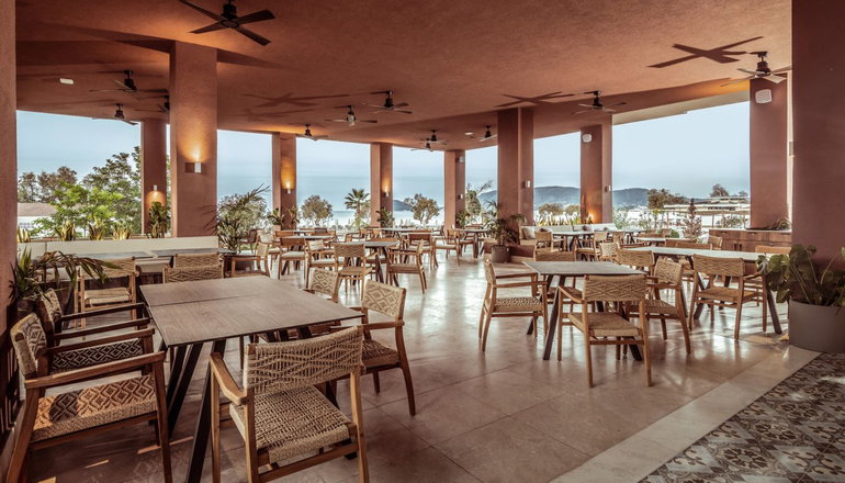 5* Domes Aulus Zante, Autograph Collection