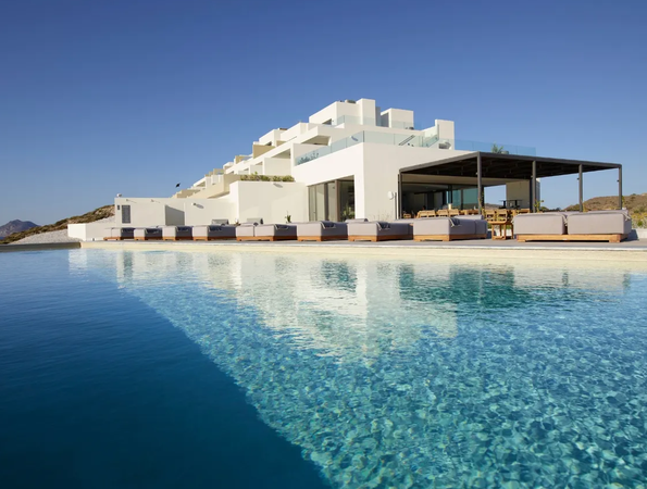 5* Domes White Coast