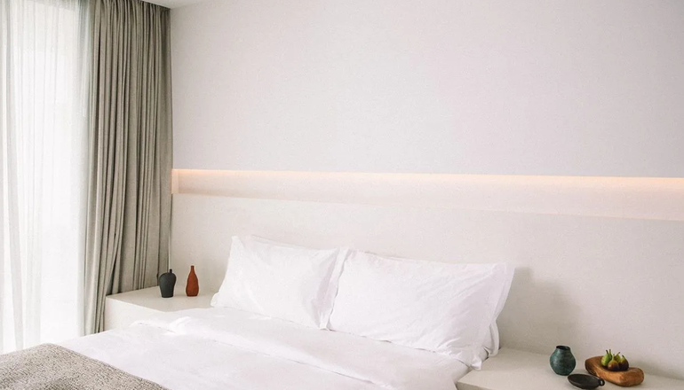 5* Domes White Coast