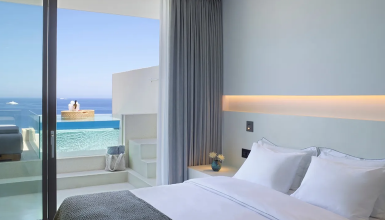 5* Domes White Coast
