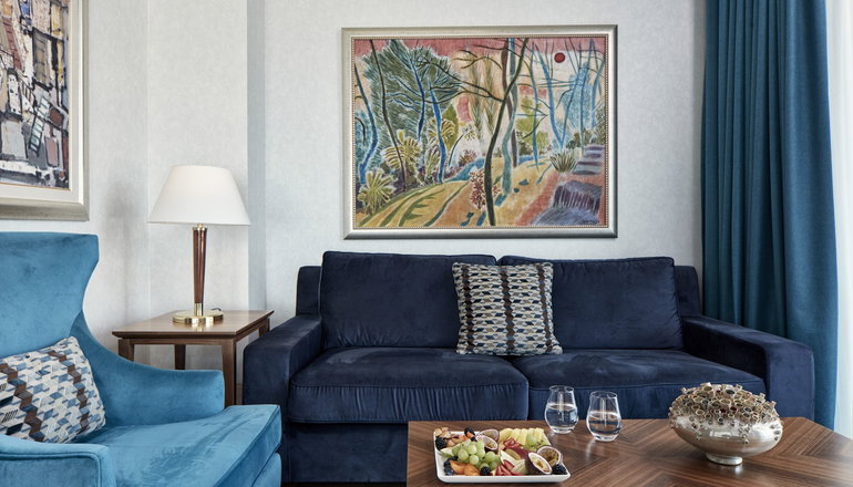 5* Electra Metropolis Hotel
