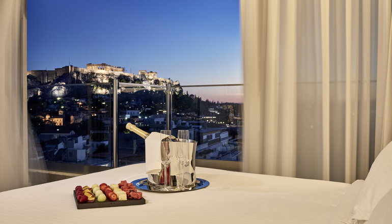 5* Electra Metropolis Hotel