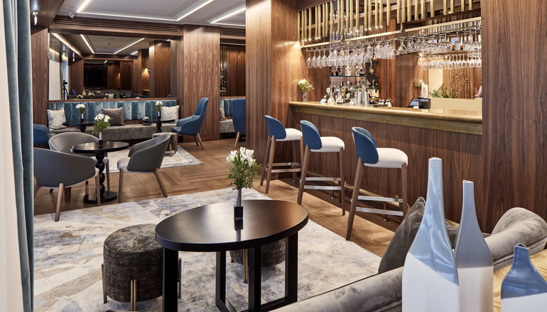 5* Electra Metropolis Hotel