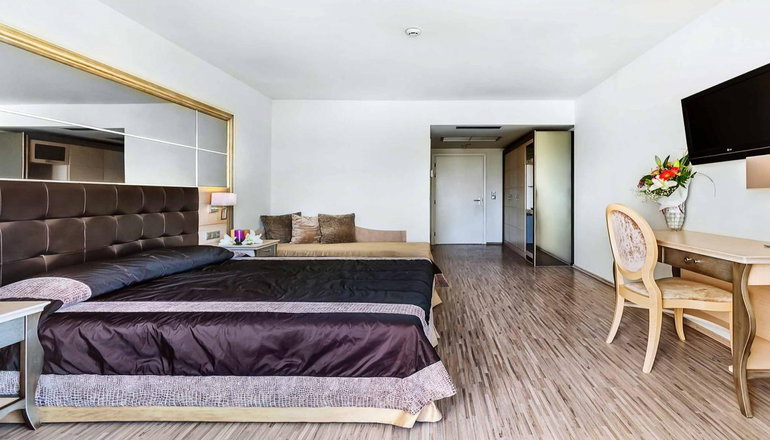 5* Elinotel Apolamare Hotel