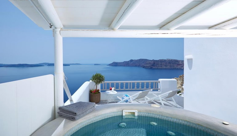 5* Filotera Suites Santorini