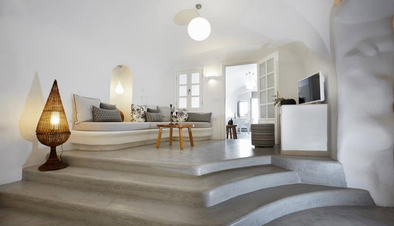 5* Filotera Suites Santorini