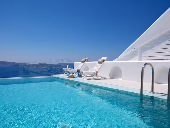 5* Filotera Suites Santorini