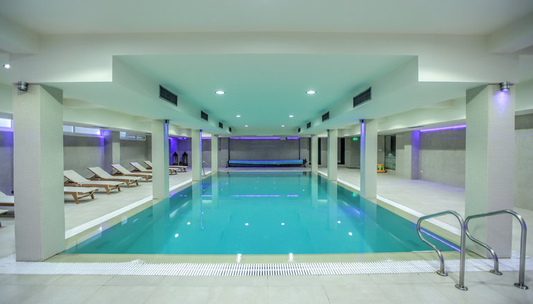 5* Grand Meteora Hotel