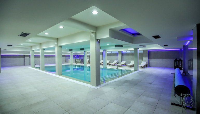 5* Grand Meteora Hotel