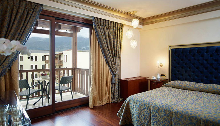 5* Grand Serai Hotel