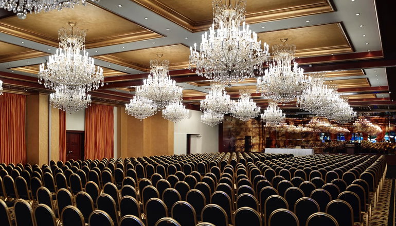 5* Grand Serai Hotel