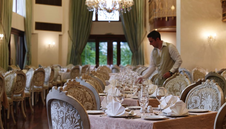 5* Grand Serai Hotel