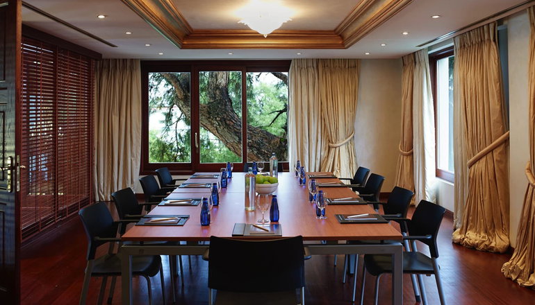 5* Grand Serai Hotel