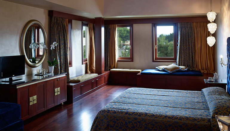 5* Grand Serai Hotel