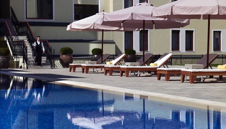 5* Grand Serai Hotel