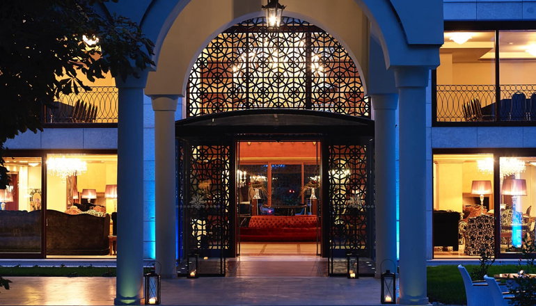 5* Grand Serai Hotel