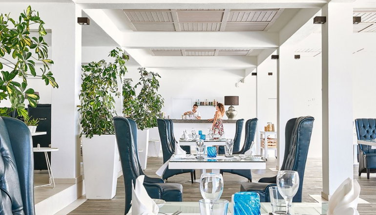 5* Grecotel White Palace