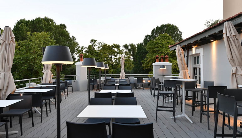 5* HYDRAMA GRAND HOTEL