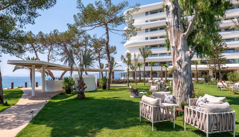 5* Isla Brown