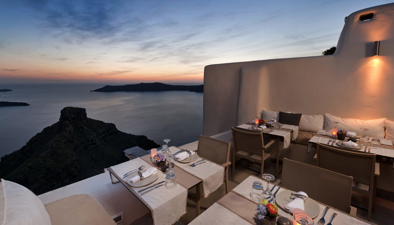 5* Kapari Natural Resort Santorini