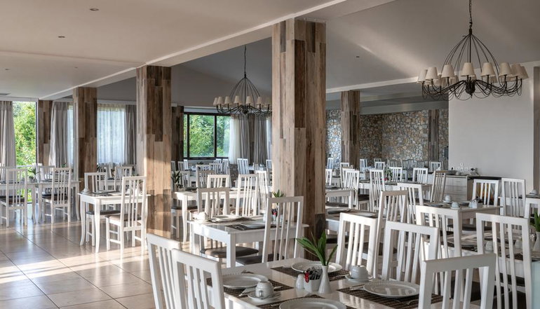 5* Kassandra Bay Resort, Suites & SPA