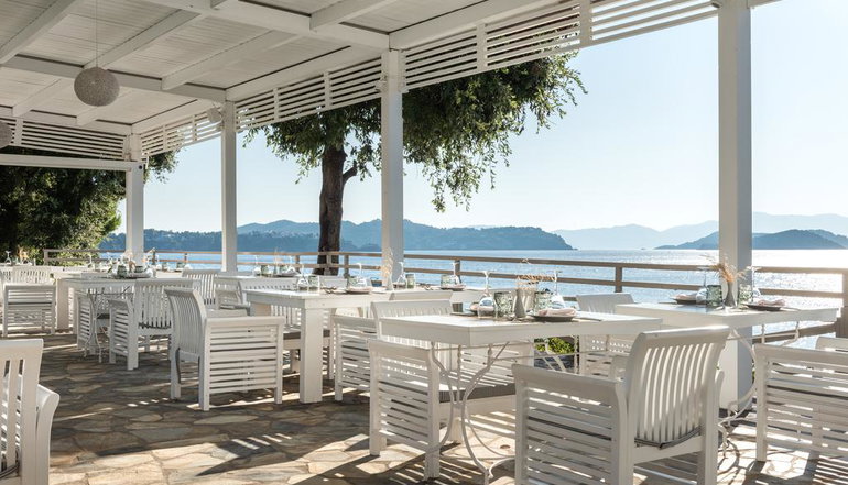 5* Kassandra Bay Resort, Suites & SPA