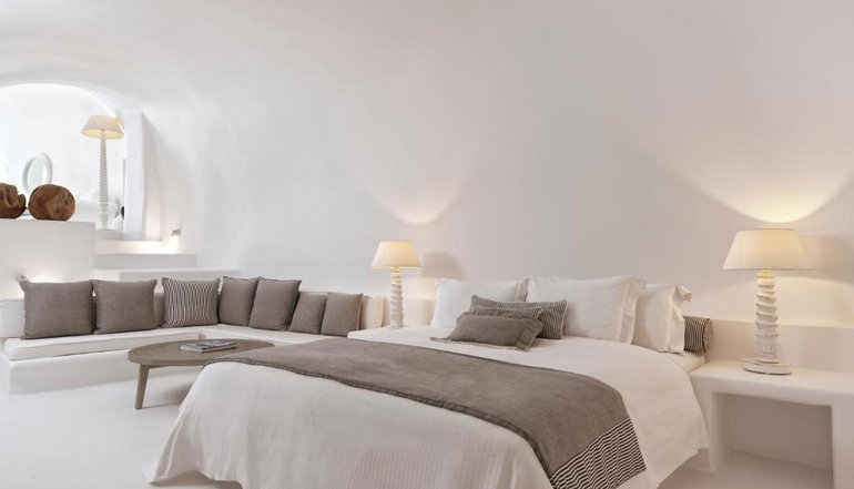 5* Katikies Chromata Santorini / The Leading Hotels of the World - Ημεροβίγλι, Σαντορίνη