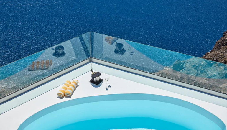 5* Katikies Chromata Santorini / The Leading Hotels of the World - Ημεροβίγλι, Σαντορίνη