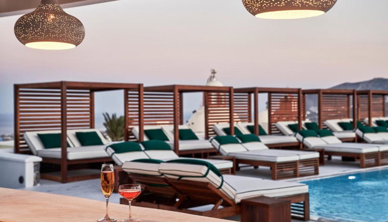 5* Katikies Garden Santorini - The Leading Hotels Of The World