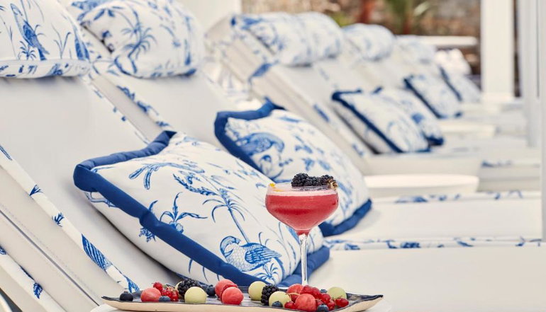 5* Katikies Mykonos, The Leading Hotels of the World