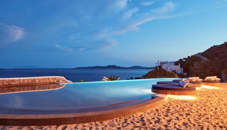 5* Katikies Mykonos, The Leading Hotels of the World
