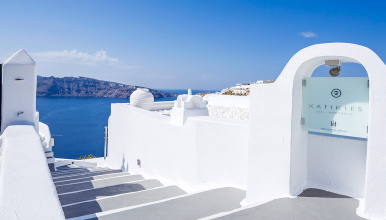 5* Katikies Santorini - The Leading Hotels of the World