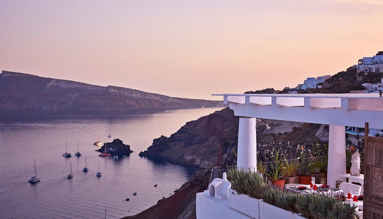 5* Katikies Santorini - The Leading Hotels of the World
