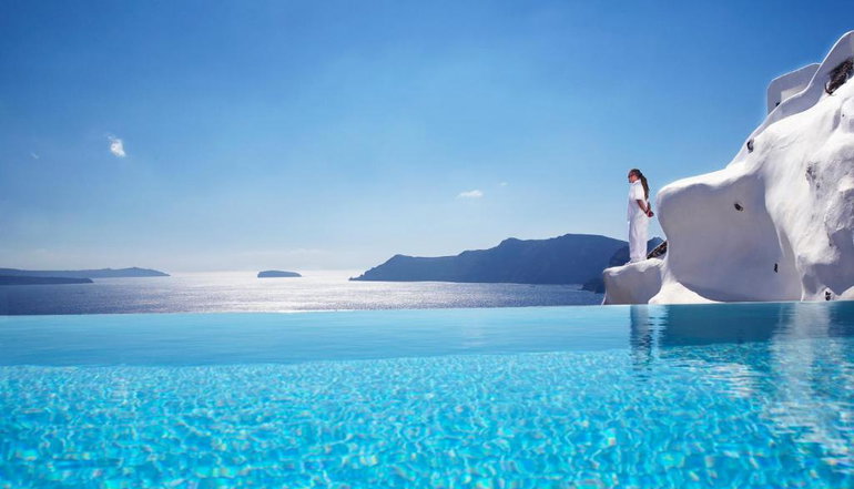 5* Katikies Santorini - The Leading Hotels of the World