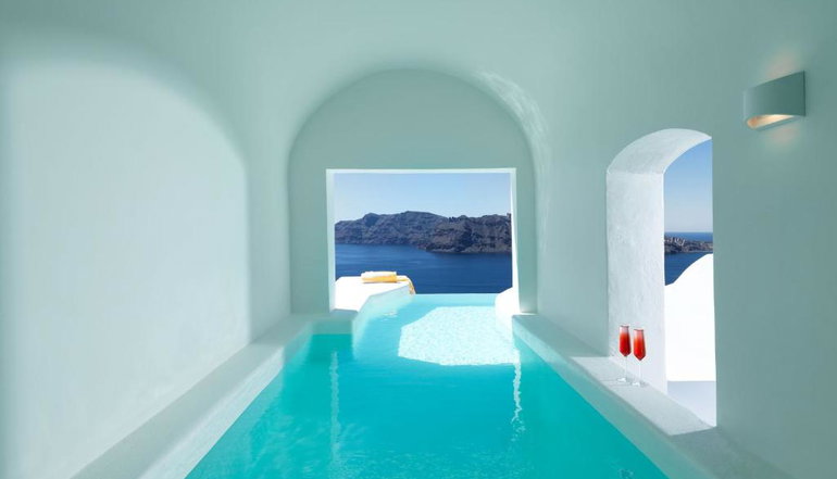 5* Katikies Santorini - The Leading Hotels of the World