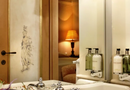 5* Le Convivial Luxury Suites & Spa