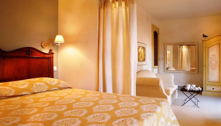 5* Le Convivial Luxury Suites & Spa