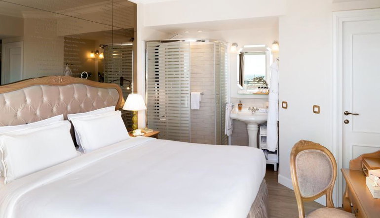 5* Legacy Gastro Suites